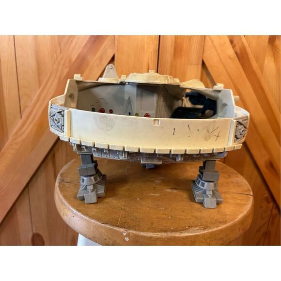 Star Wars Galactic Heroes Millennium Falcon Spaceship Hasbro 2001 (8171) READ - Picture 4 of 16